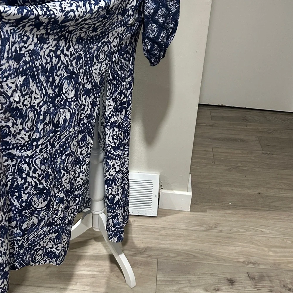 Abercrombie & Fitch Navy and White Dress Long-sleeve Plunge Cutout Maxi Dress XS